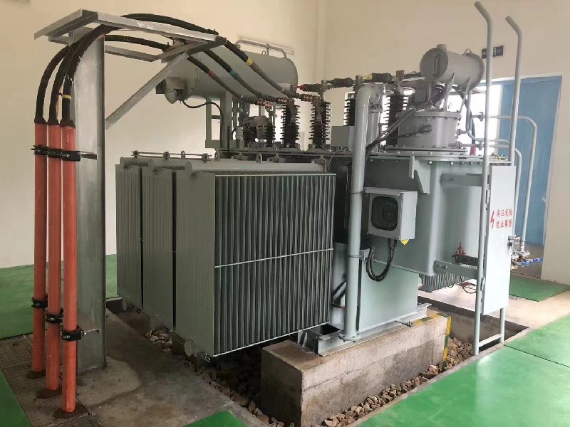 การเปรียบเทียบการกระจายหม้อแปลงระหว่าง 800 kVA และลงถึง 800 kVA